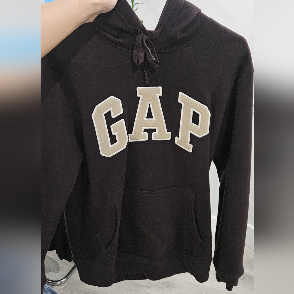 Dark brown GAP hoodie